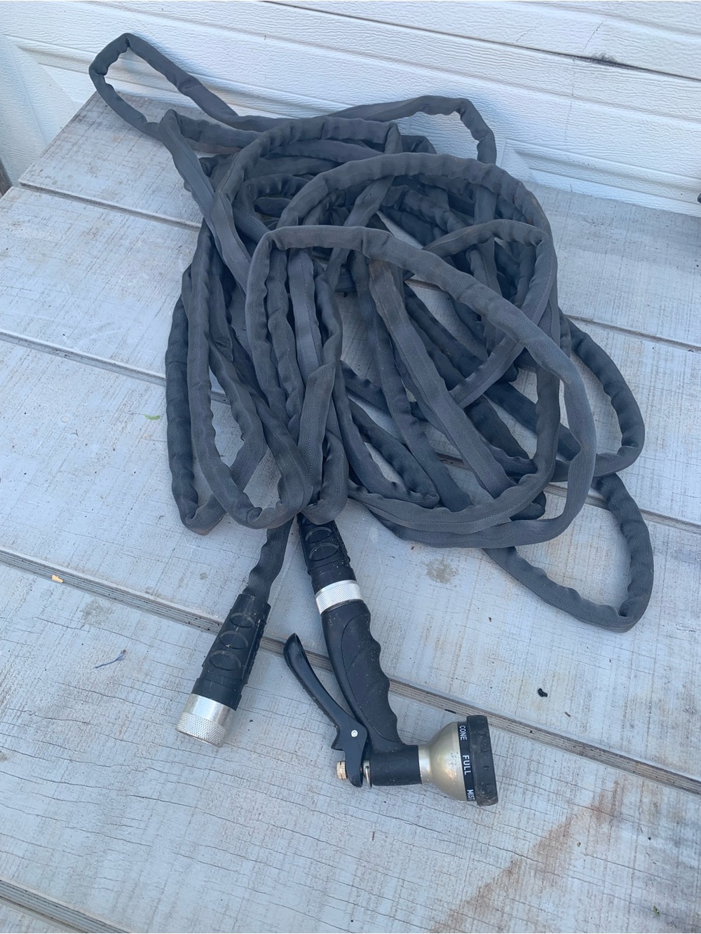 50 ft Expandable Garden Hose with Multi-Pattern Spray Nozzle, Lightweight, Black